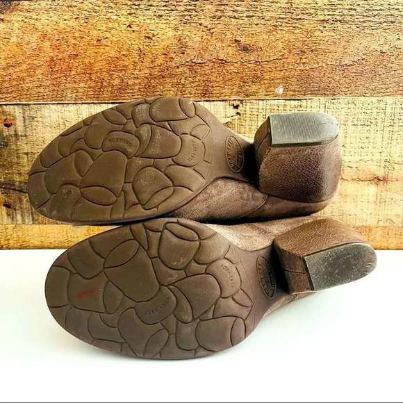 Korkease Castaneda In Castle Suede Bootie - Picture 8 of 10